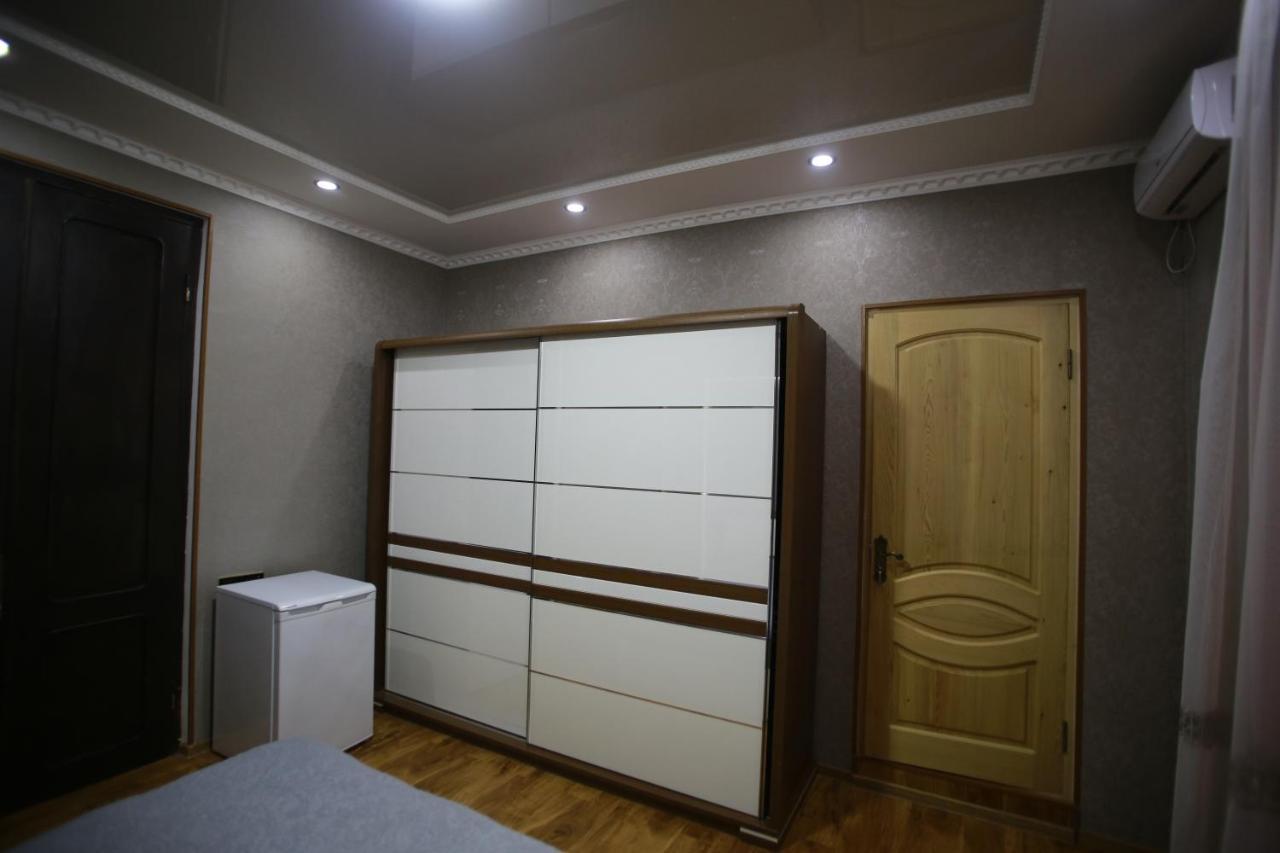 Guest House Nikola Zugdidi Kültér fotó