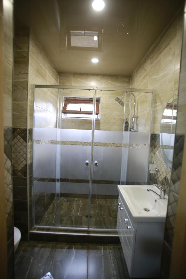 Guest House Nikola Zugdidi Kültér fotó