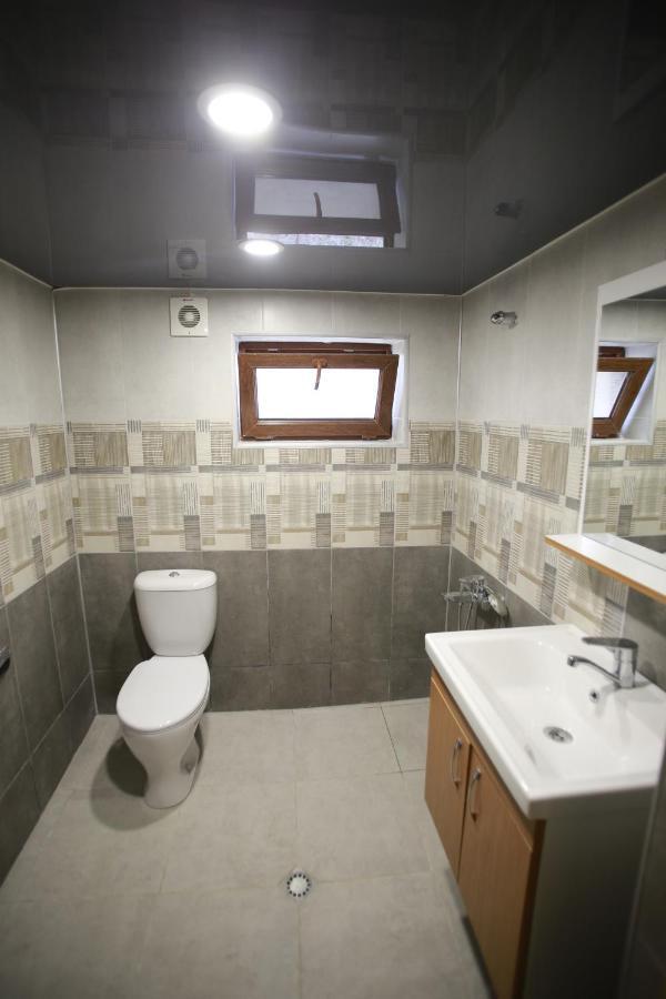 Guest House Nikola Zugdidi Kültér fotó